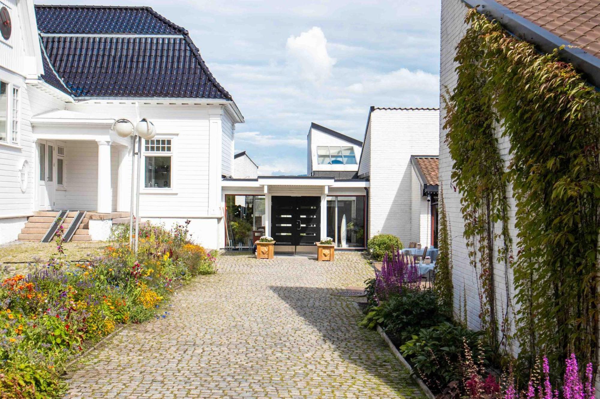 Thorbjornrud Hotell Jevnaker Zewnętrze zdjęcie